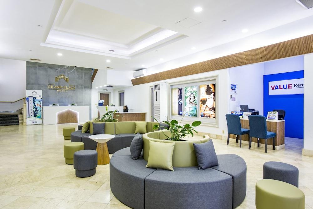 Grand Plaza Hotel Tumon Exterior photo