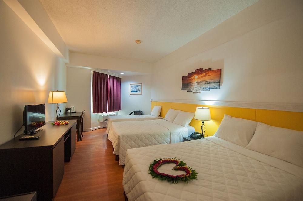 Grand Plaza Hotel Tumon Exterior photo