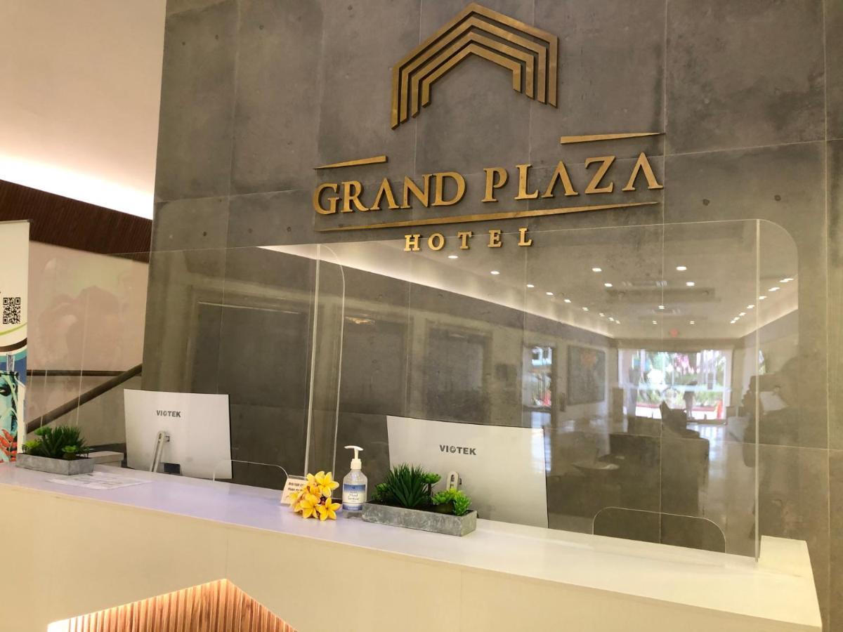 Grand Plaza Hotel Tumon Exterior photo