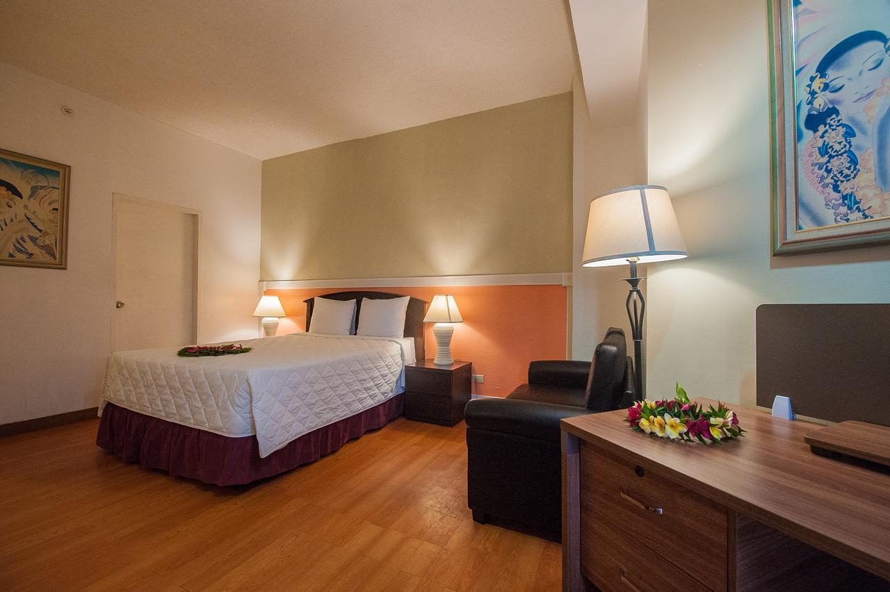 Grand Plaza Hotel Tumon Exterior photo