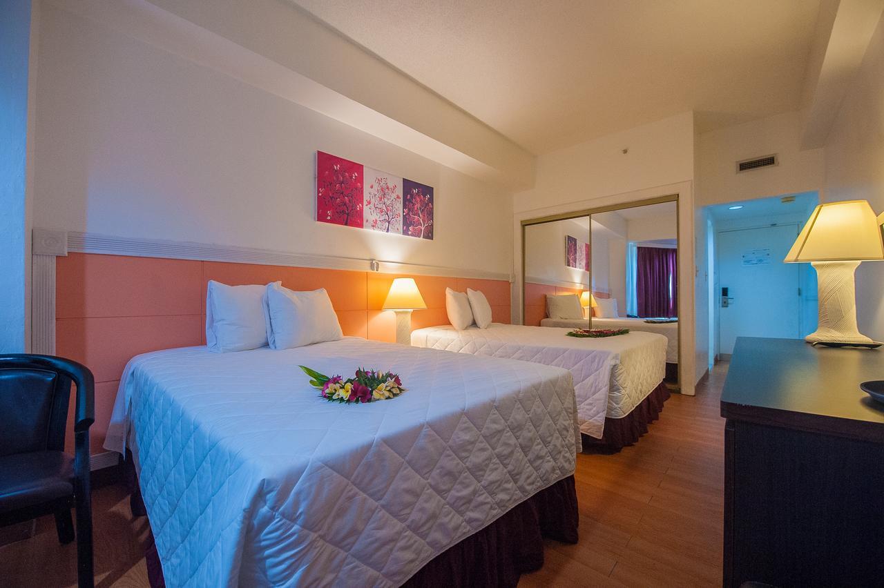 Grand Plaza Hotel Tumon Exterior photo