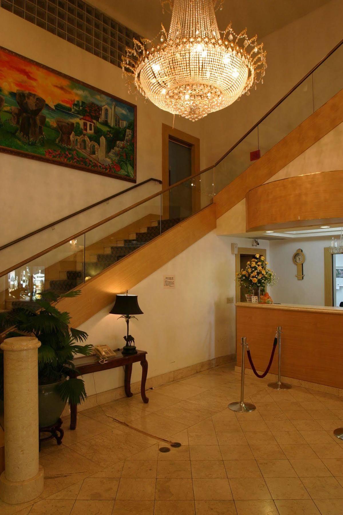 Grand Plaza Hotel Tumon Exterior photo